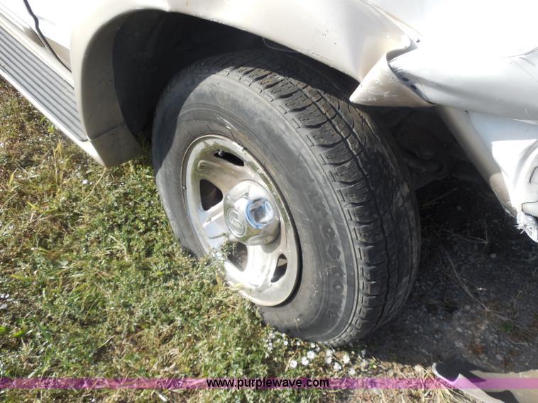 image for item I1276 1997 Ford Explorer SUV