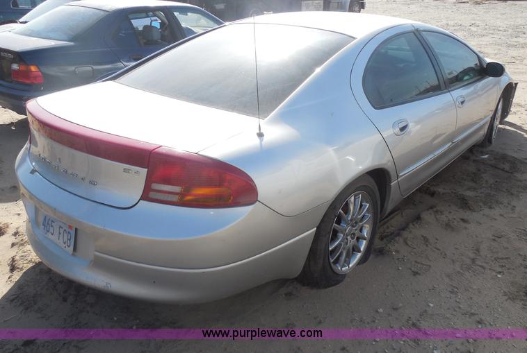 image for item I1277 2002 Dodge Intrepid SE