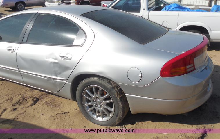 image for item I1277 2002 Dodge Intrepid SE