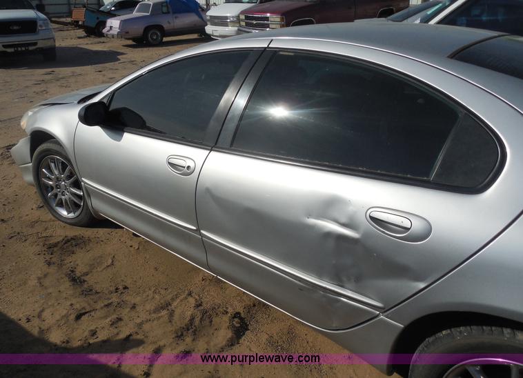 image for item I1277 2002 Dodge Intrepid SE