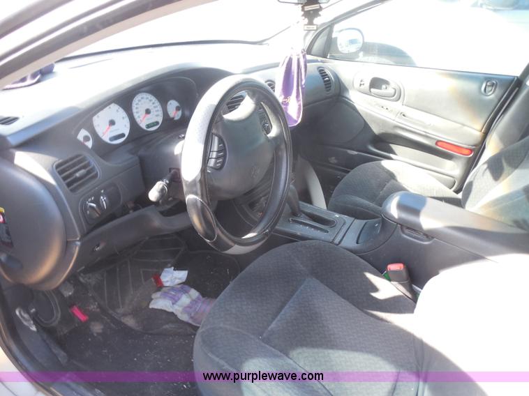 image for item I1277 2002 Dodge Intrepid SE