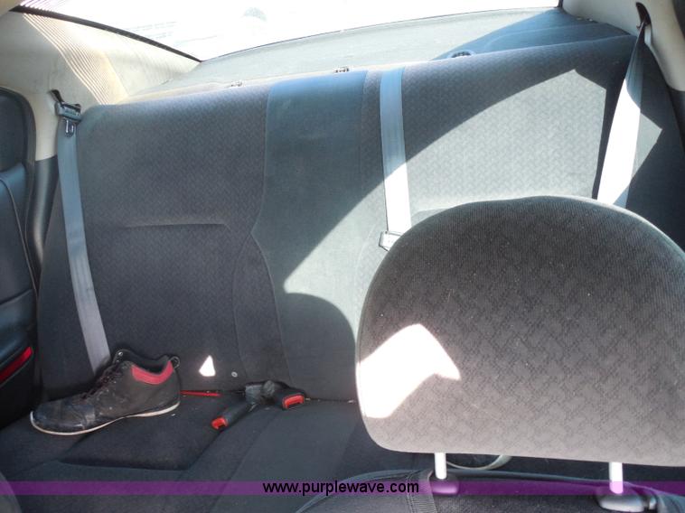 image for item I1277 2002 Dodge Intrepid SE