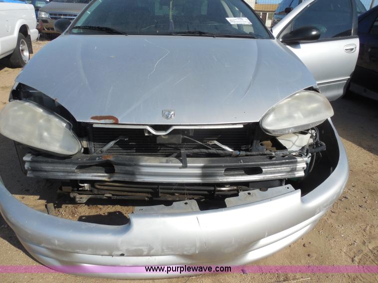 image for item I1277 2002 Dodge Intrepid SE