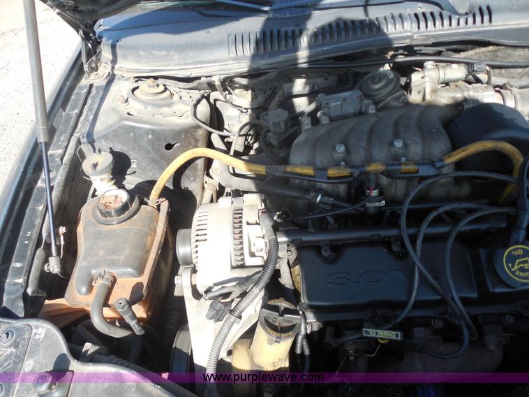 image for item I1280 1998 Ford Taurus LX