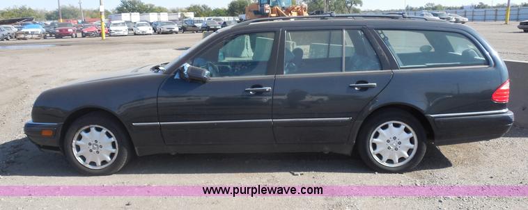 image for item I1281 1998 Mercedes Benz E320 wagon