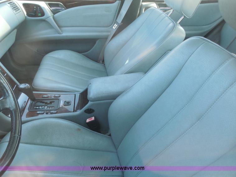 image for item I1281 1998 Mercedes Benz E320 wagon