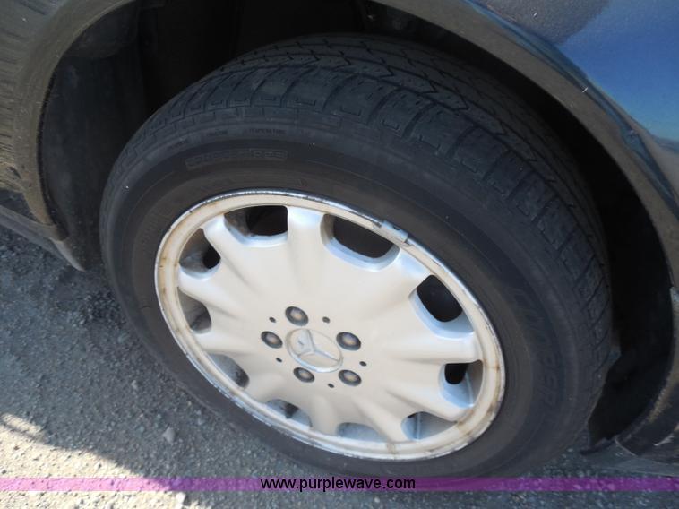 image for item I1281 1998 Mercedes Benz E320 wagon