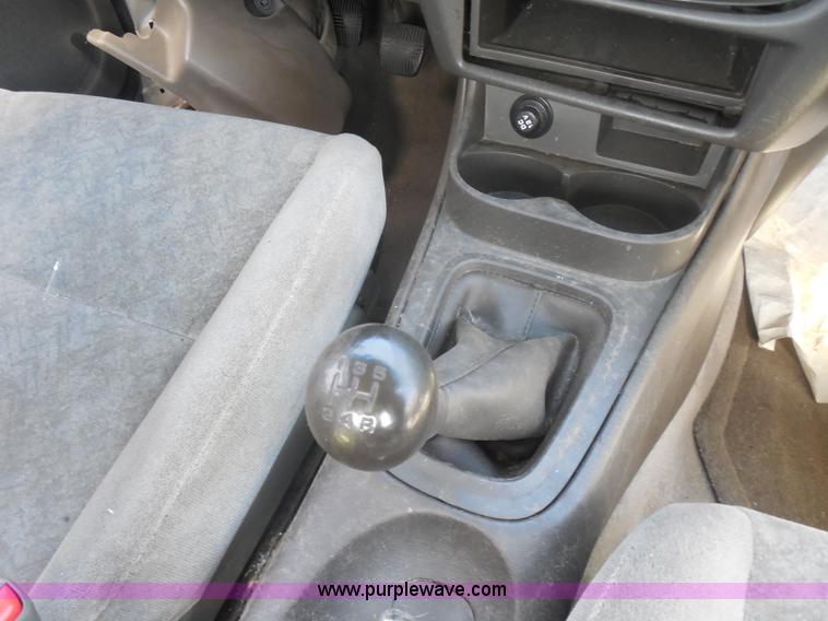 image for item I1282 2003 Nissan Sentra