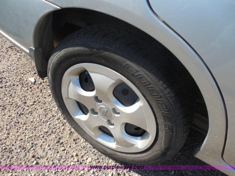 image for item I1282 2003 Nissan Sentra
