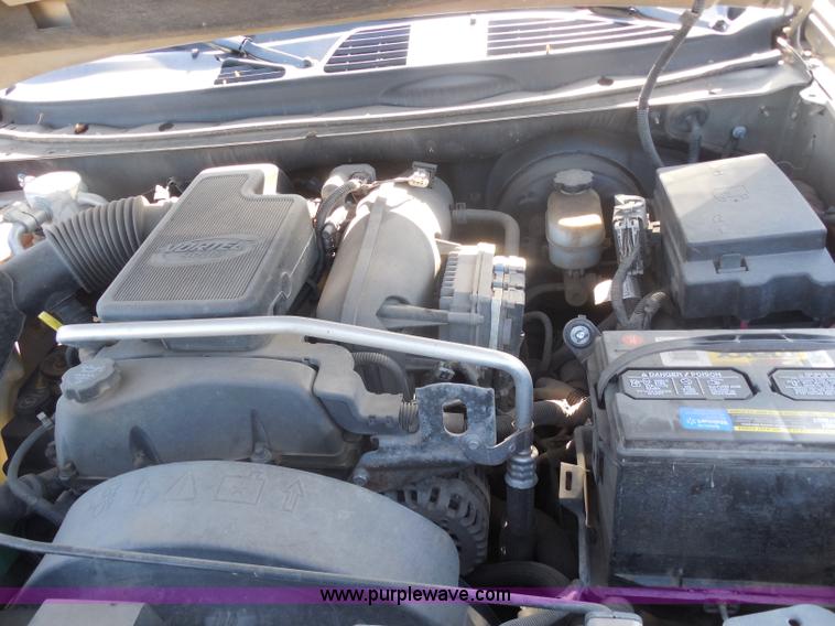 image for item I1283 2005 GMC Envoy SLE SUV