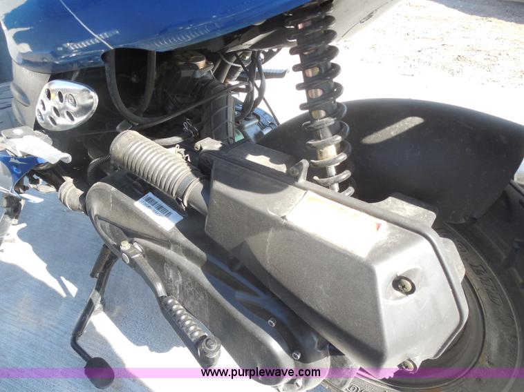 image for item I1284 2013 Taotao VIP 50 moped