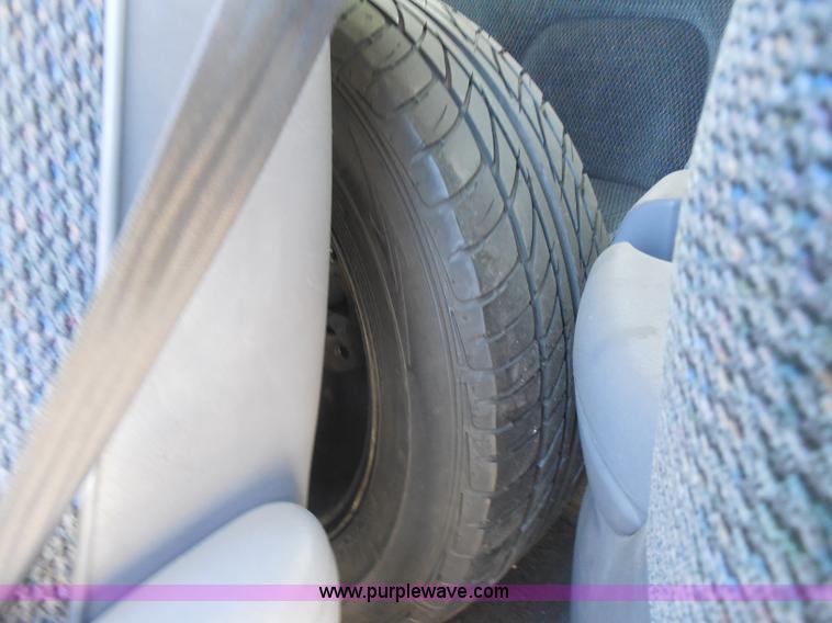 image for item I1286 1997 Plymouth Grand Voyager SE van