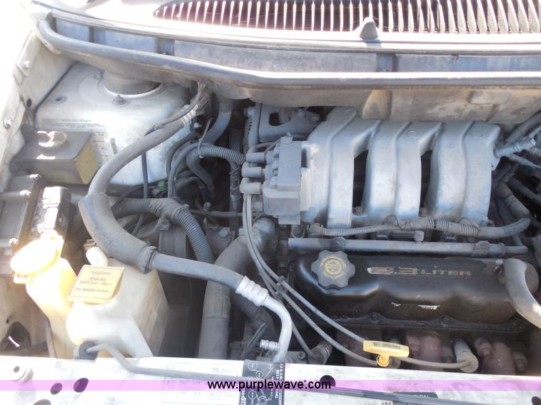 image for item I1286 1997 Plymouth Grand Voyager SE van