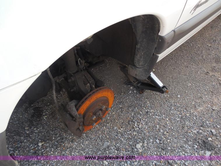 image for item I1286 1997 Plymouth Grand Voyager SE van