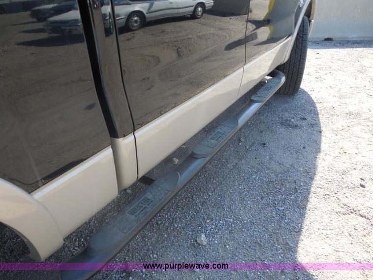 image for item I1287 2007 Ford F150 XL SuperCrew pickup truck