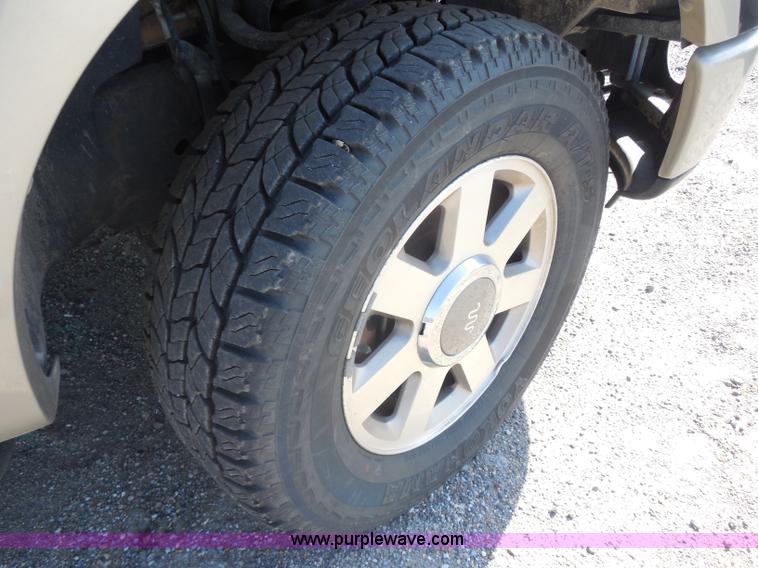 image for item I1287 2007 Ford F150 XL SuperCrew pickup truck