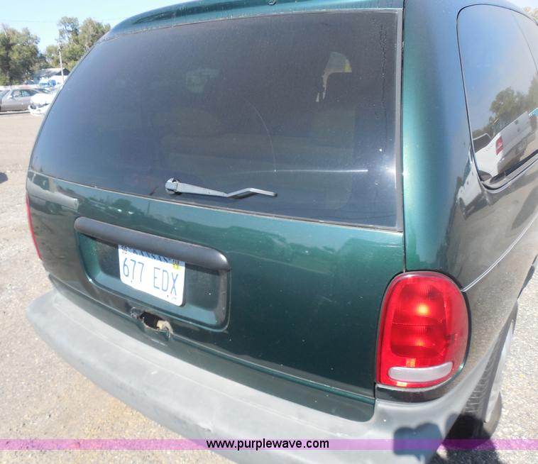 image for item I1288 1997 Plymouth Grand Voyager SE van