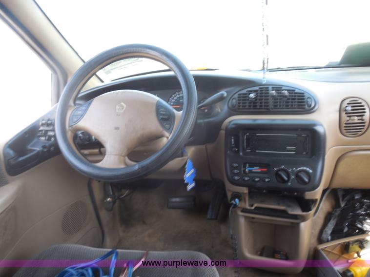 image for item I1288 1997 Plymouth Grand Voyager SE van
