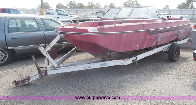 image for item I1289 1976 Arrow Cheetah boat