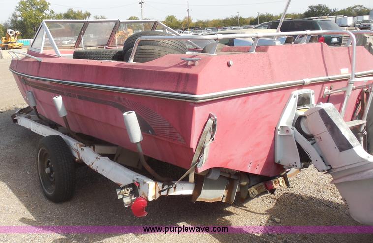 image for item I1289 1976 Arrow Cheetah boat