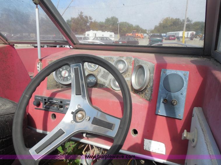 image for item I1289 1976 Arrow Cheetah boat