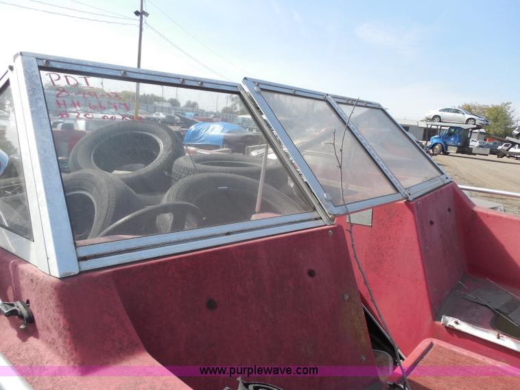 image for item I1289 1976 Arrow Cheetah boat