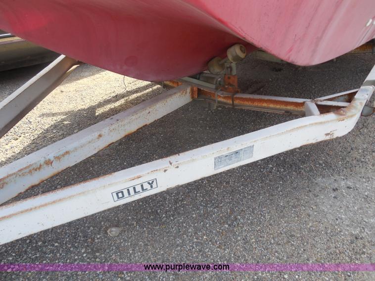 image for item I1289 1976 Arrow Cheetah boat