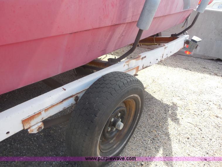 image for item I1289 1976 Arrow Cheetah boat