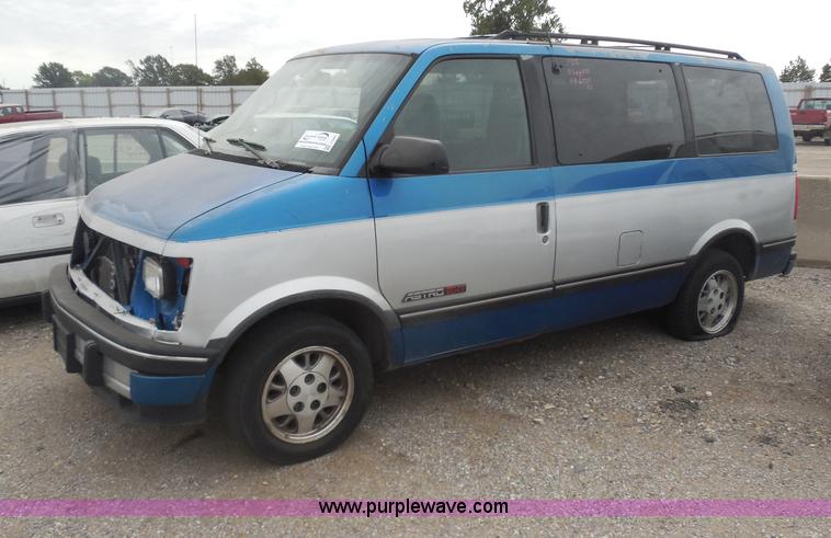 image for item I1291 1994 Chevrolet Astro van
