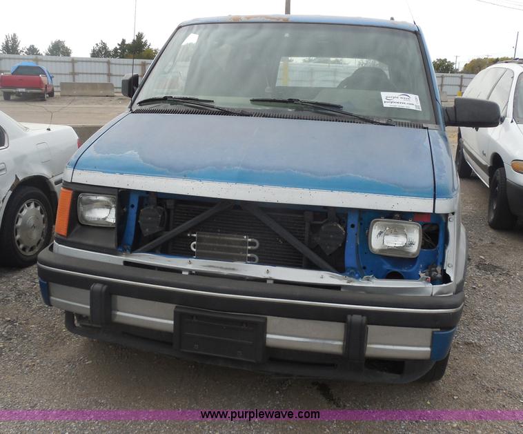 image for item I1291 1994 Chevrolet Astro van