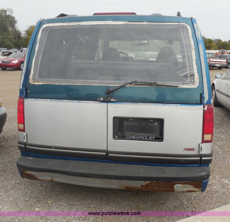 image for item I1291 1994 Chevrolet Astro van