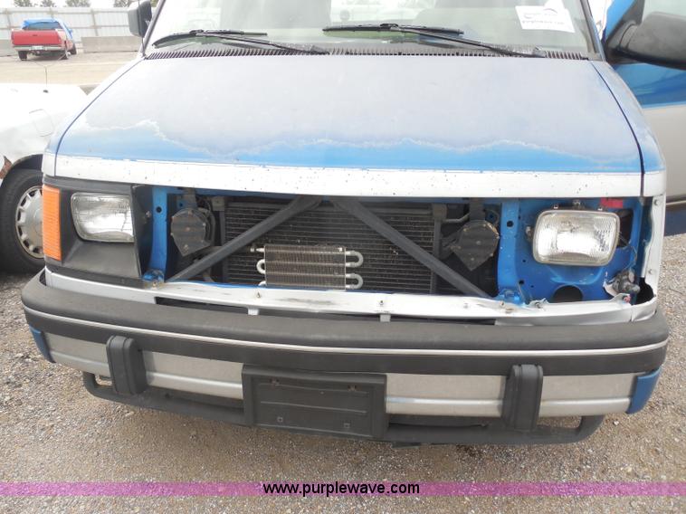 image for item I1291 1994 Chevrolet Astro van