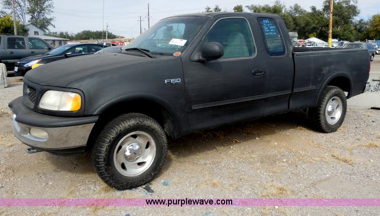 image for item I1296 1996 Ford F150 pickup truck