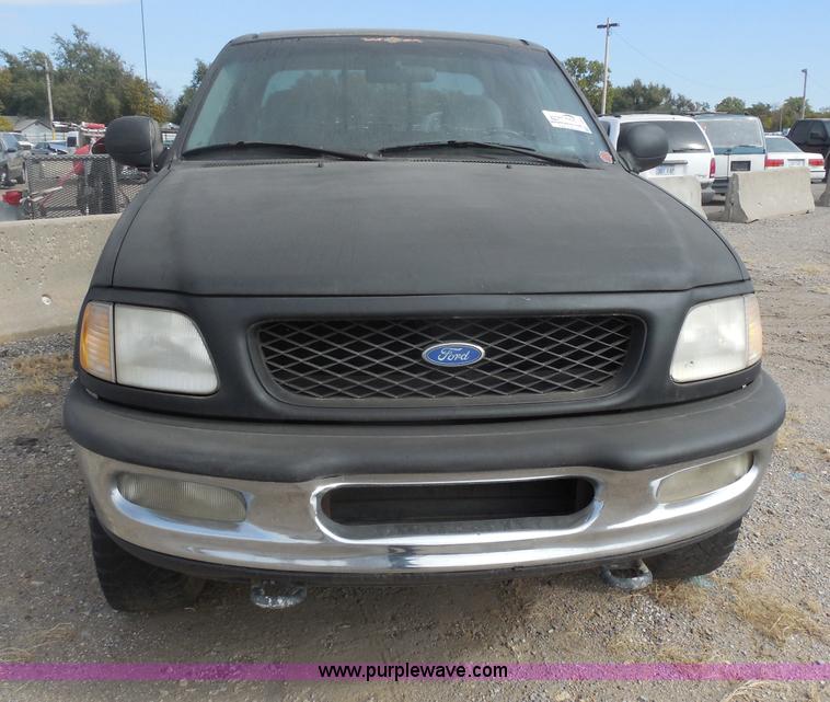 image for item I1296 1996 Ford F150 pickup truck