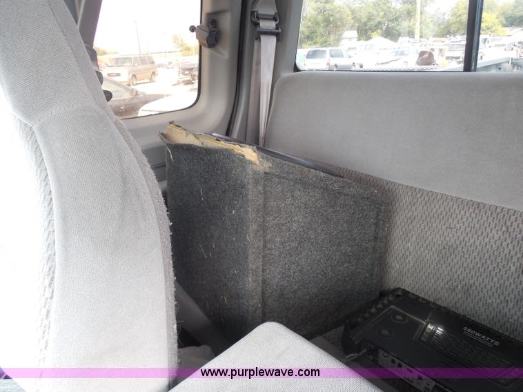 image for item I1296 1996 Ford F150 pickup truck