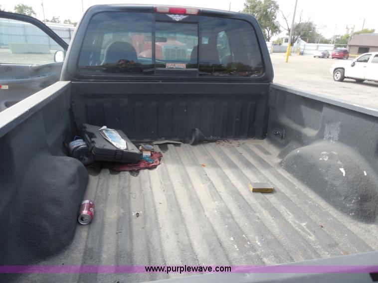 image for item I1296 1996 Ford F150 pickup truck