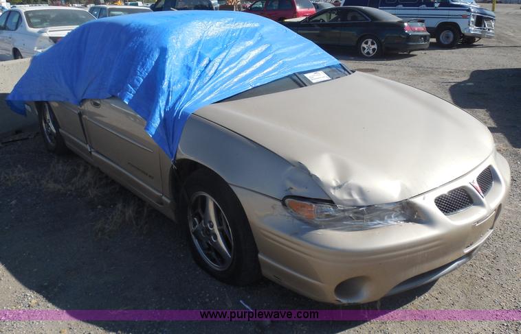 image for item I1300 2002 Pontiac Grand Prix GT