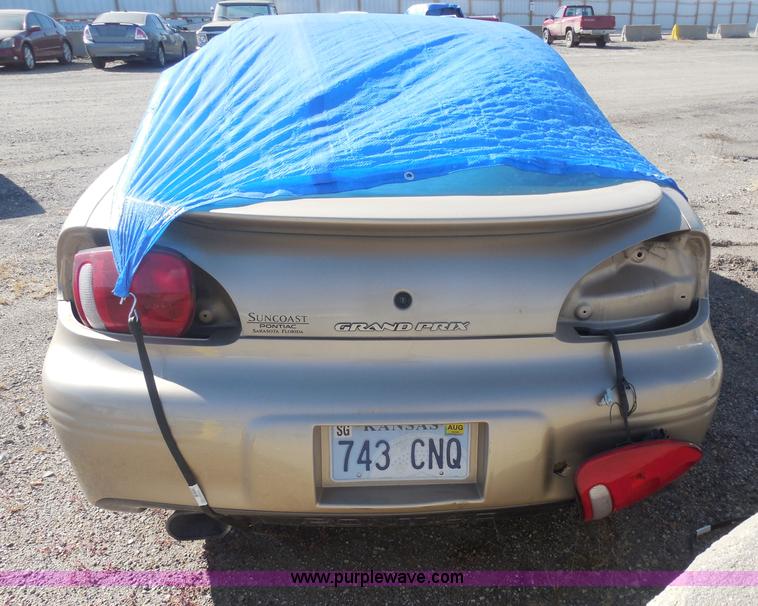 image for item I1300 2002 Pontiac Grand Prix GT