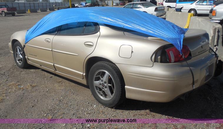 image for item I1300 2002 Pontiac Grand Prix GT