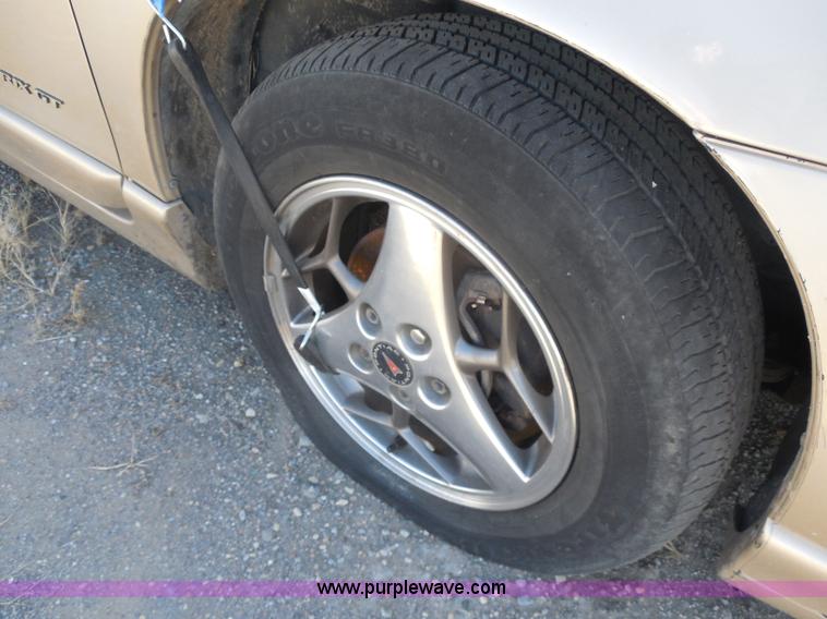 image for item I1300 2002 Pontiac Grand Prix GT