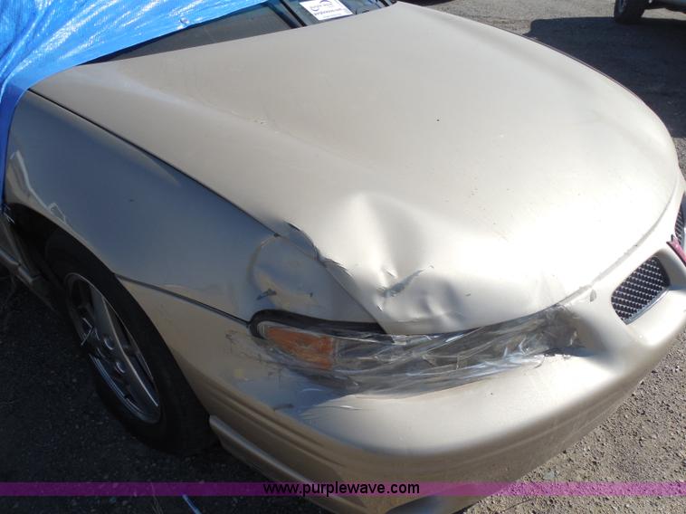 image for item I1300 2002 Pontiac Grand Prix GT
