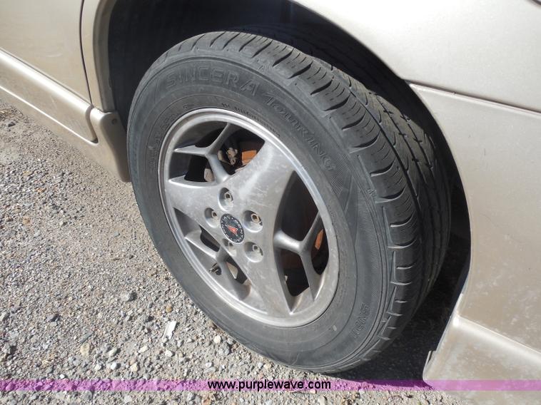 image for item I1300 2002 Pontiac Grand Prix GT