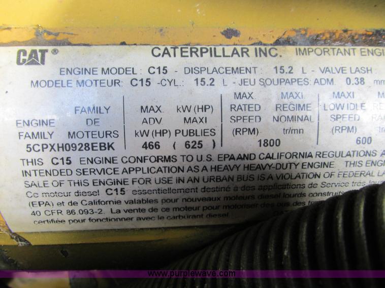 image for item B5880 2005 Peterbilt 379 semi truck