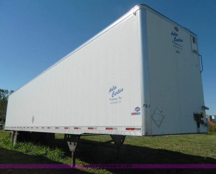 image for item D6040 2007 Utility dry van trailer