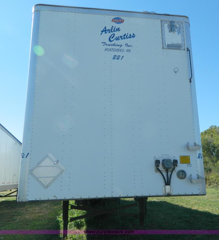 image for item D6040 2007 Utility dry van trailer