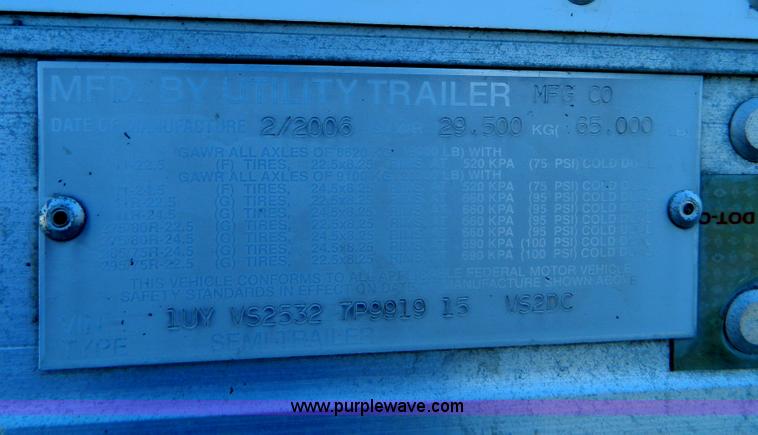 image for item D6040 2007 Utility dry van trailer