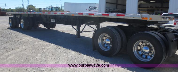 image for item F6687 2011 Transcraft Eagle II flatbed trailer