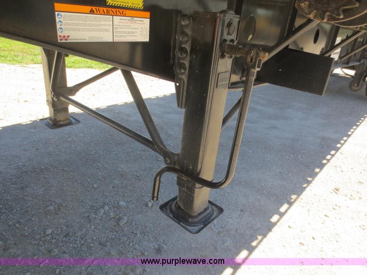 image for item F6687 2011 Transcraft Eagle II flatbed trailer