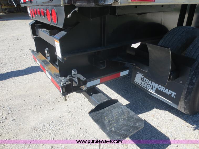 image for item F6687 2011 Transcraft Eagle II flatbed trailer