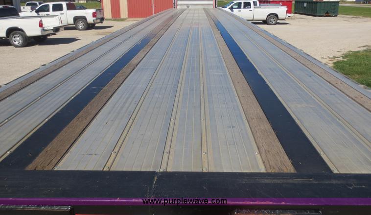 image for item F6687 2011 Transcraft Eagle II flatbed trailer